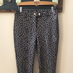 2/$18 Lilly Morgan Leopard Print Pants Size Medium